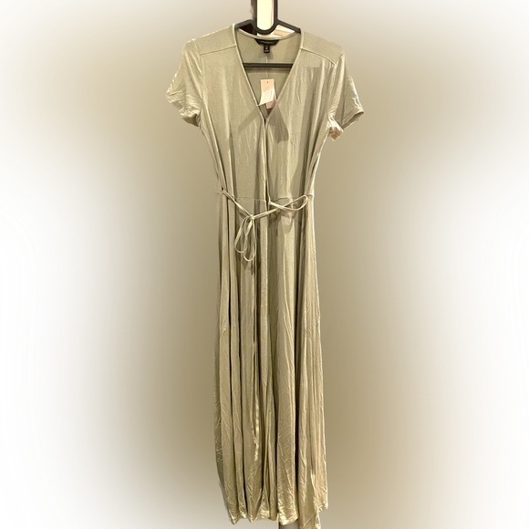 NWT Banana Republic wrap maxi dress - Picture 1 of 3